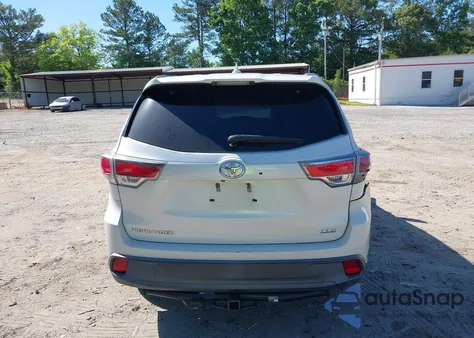 2016 Toyota Highlander Xle V6 z USA, uszkodzony, nr VIN 5TDKKRFH4GS132237